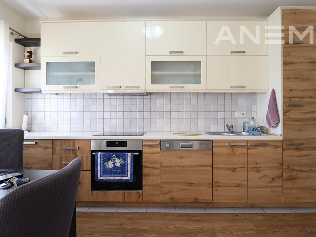 Banesë në shitje 86m² në Tophane