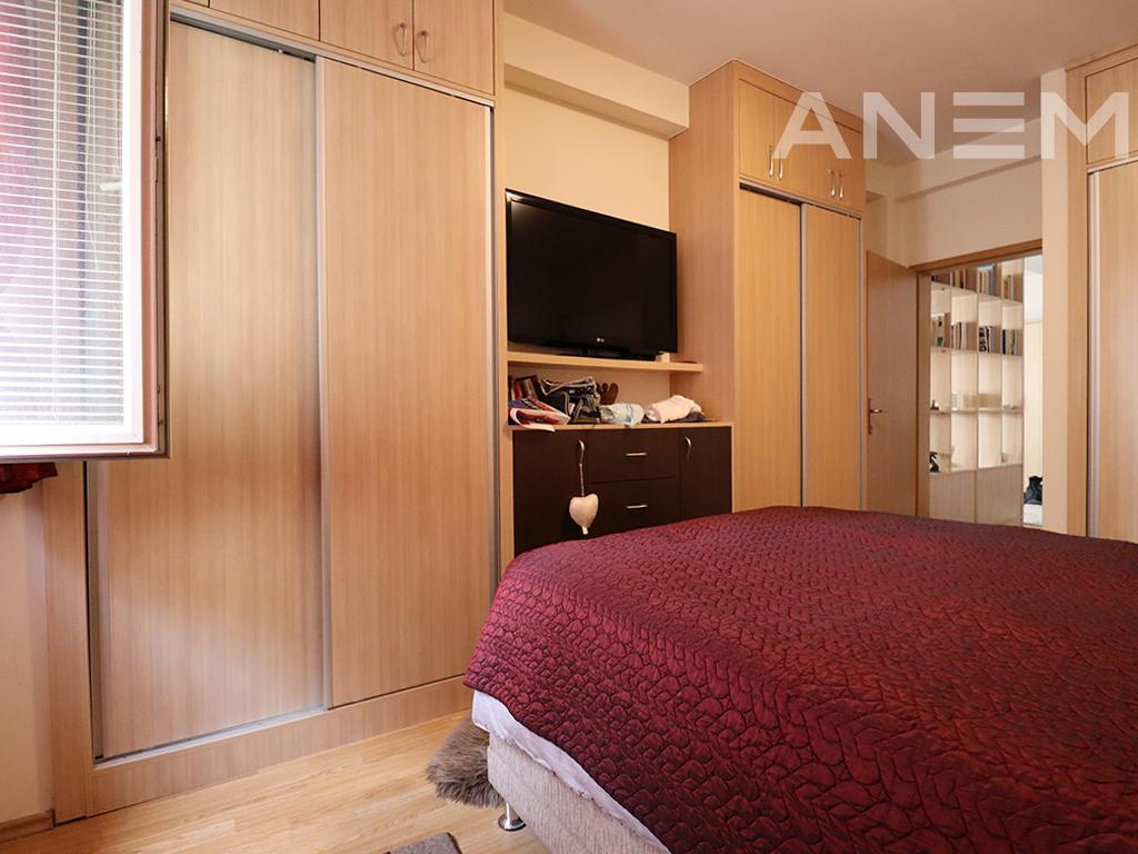 Banesë në shitje 72m² në Qendër