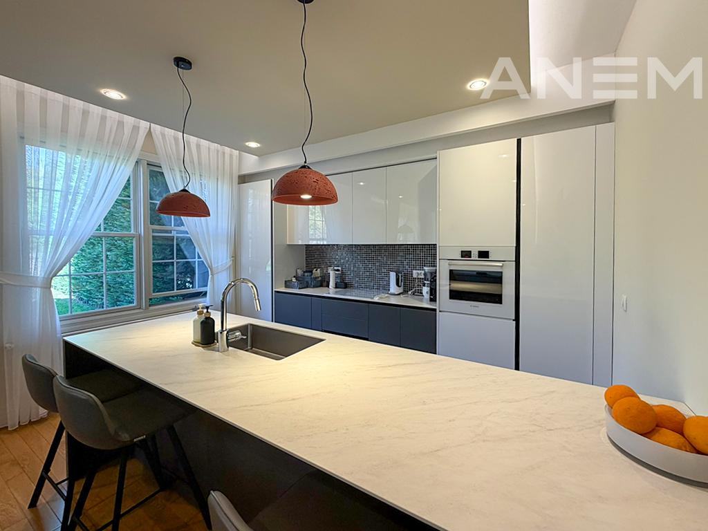 Shtëpi në shitje 264m² në Fshatin Ndërkombëtar