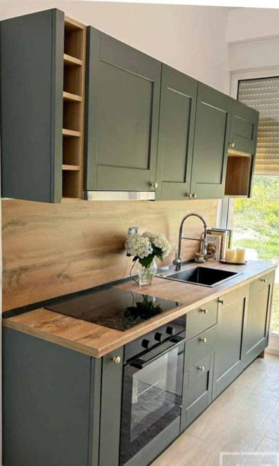 jepet me qera apartament 1+1+Ballkon tek Bulevardi i Ri