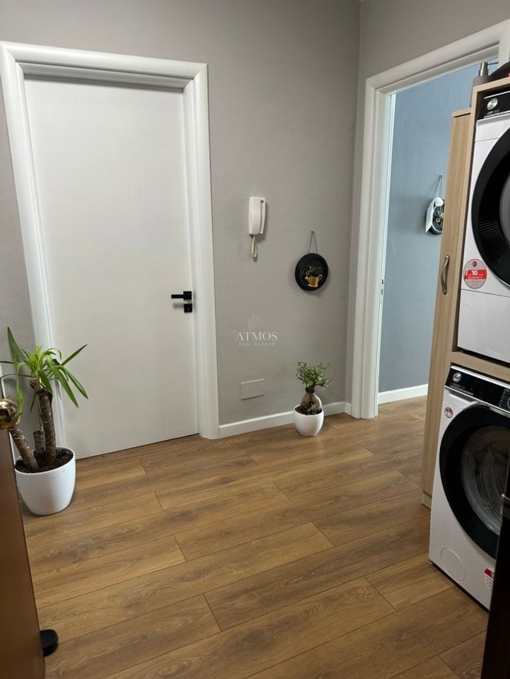 Apartament me qira ne Tirane, Rruga Jordan Misja, Bulevardi i Ri