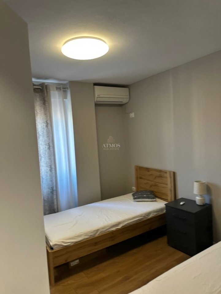 Apartament me qira ne Tirane, Rruga Jordan Misja, Bulevardi i Ri