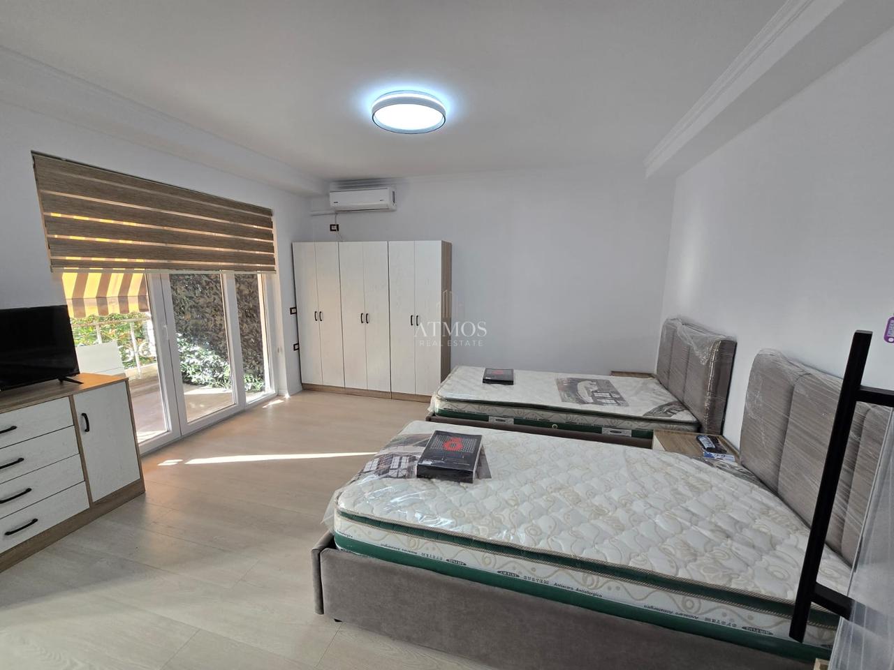 APARTAMENT ME QERA NE QENDER