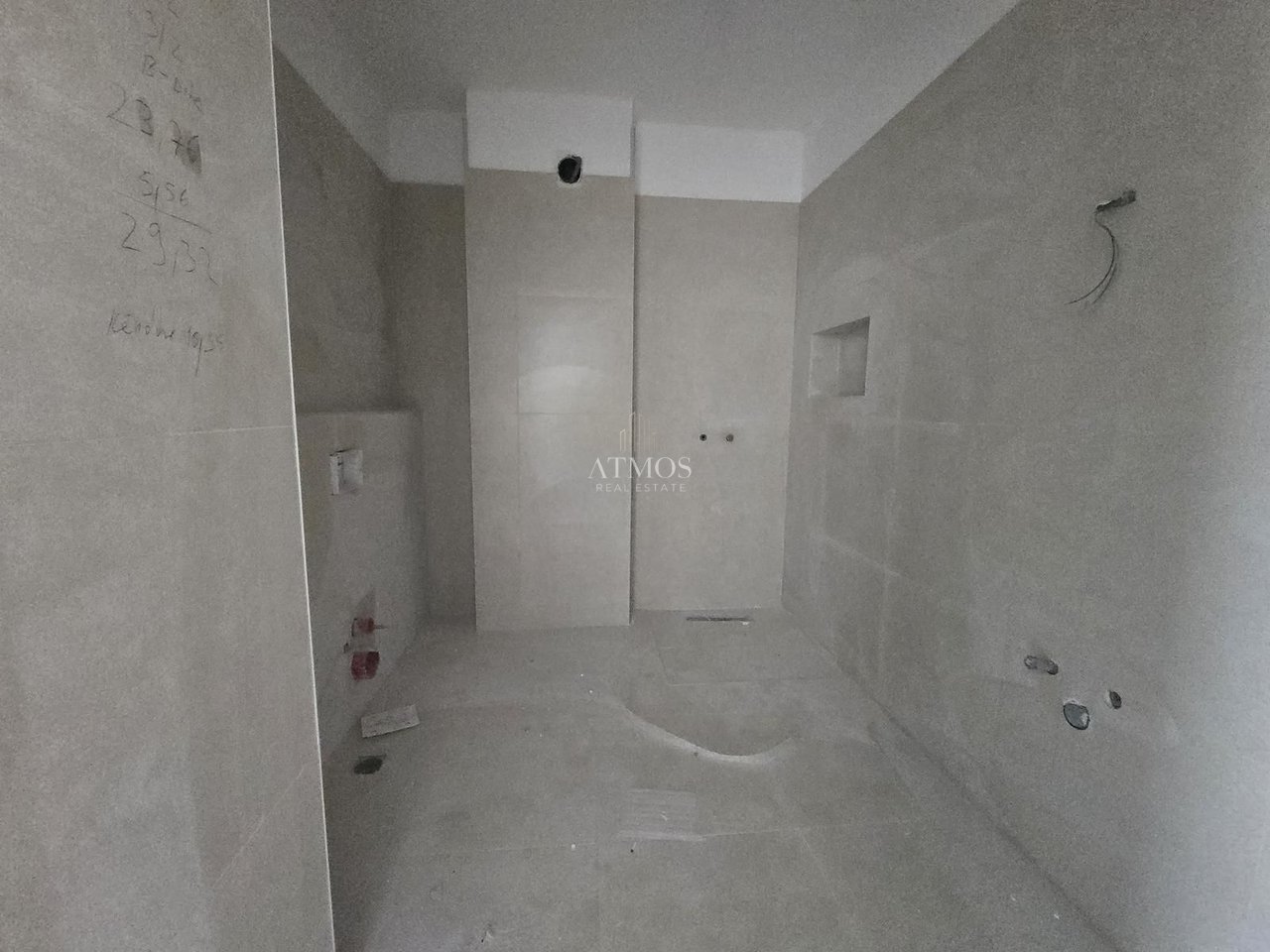 Apartament 2+1+2 Për Shitje në Laprakë,, Tiranë - 187,000€ | 117 m²