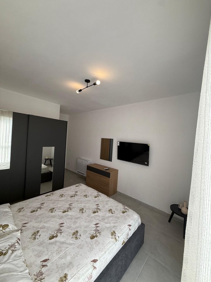 APARTAMENT ME QIRA TEK UNIVERS CITY