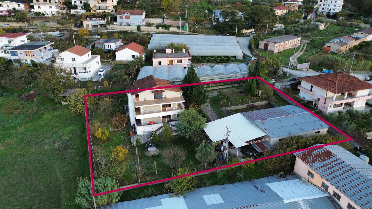 3-STOREY VILLA FOR SALE WITH MORTGAGE – NEAR BESHIRI BRIDGE, PEZË HELMES