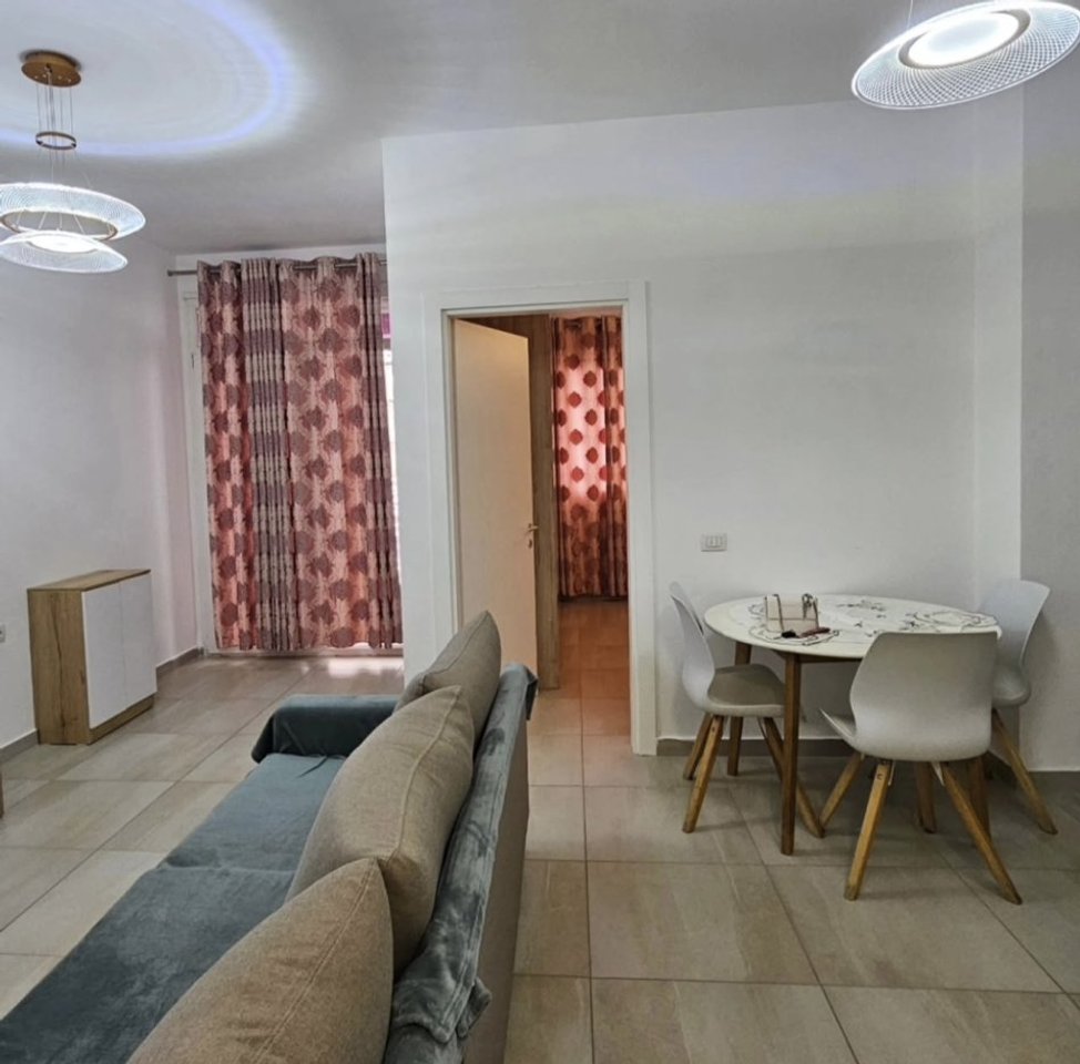 1+1 apartment with balcony for rent near the Botanical Garden