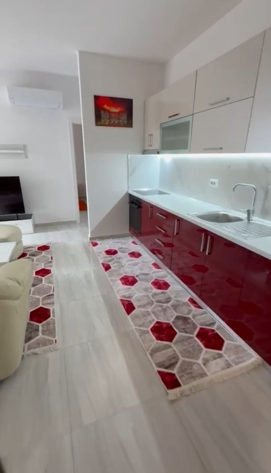 1+1+Balcony apartment for rent at Zogu i Zi