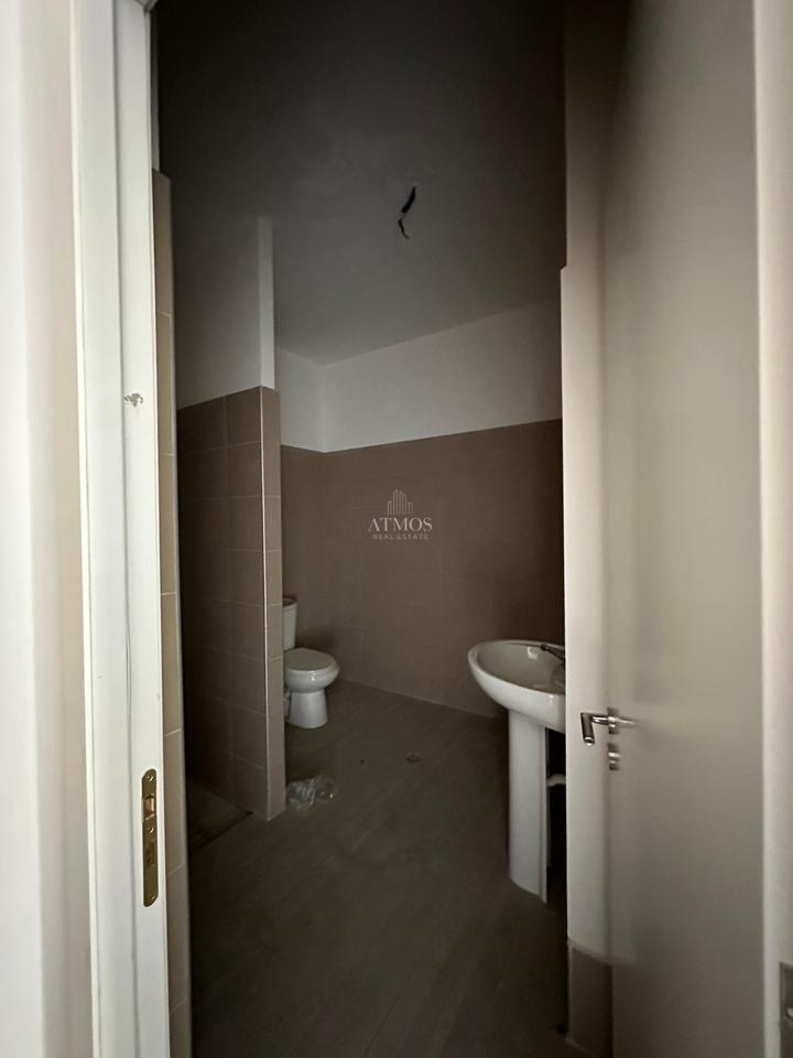 Apartament 2+2 Në Shitje në Liqeni i Thatë, Tiranë - 238,000€ | 93 m²