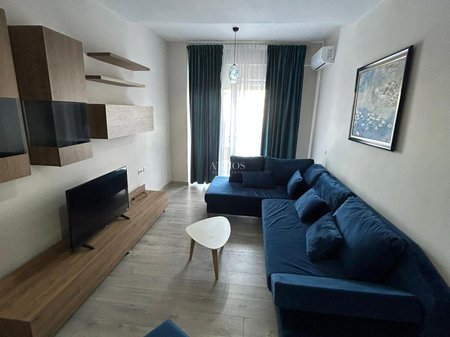Apartament 1+1 me Qira Xhamllik