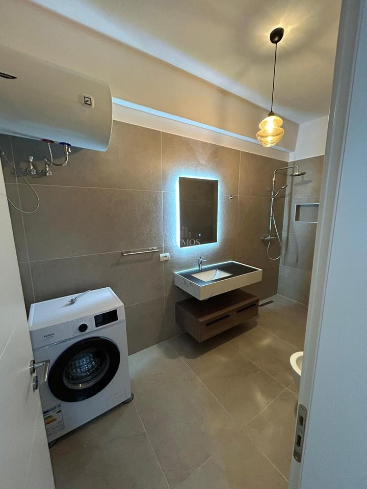 Apartament 1+1 me Qira Xhamllik