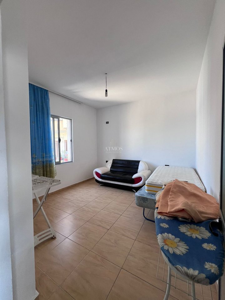 APPARTAMENTO 1+1 IN AFFITTO Komuna Parisit