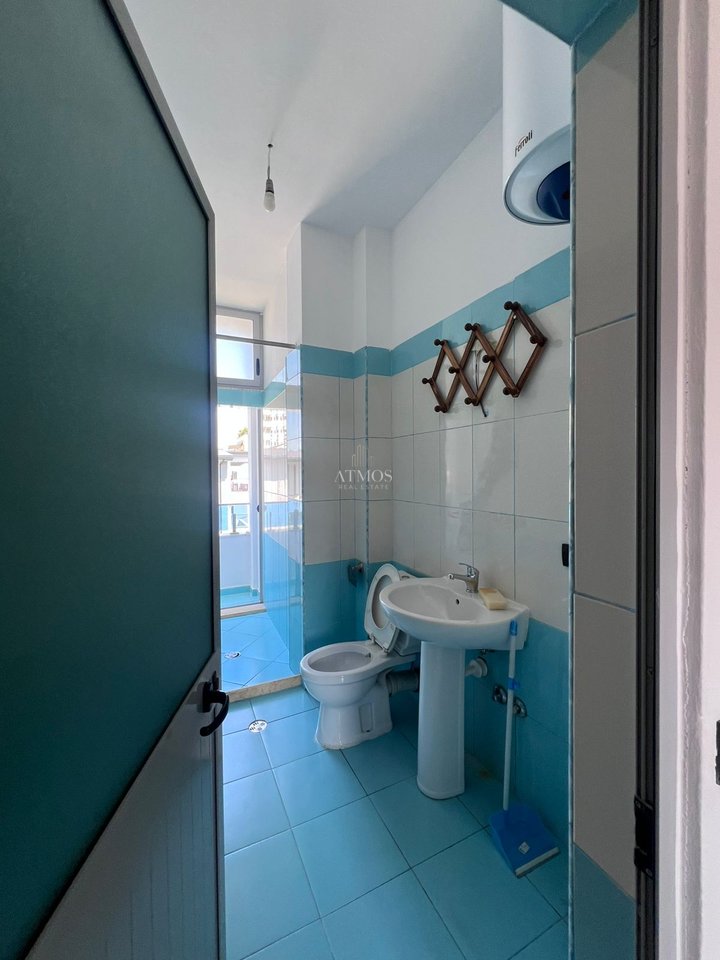 APPARTAMENTO 1+1 IN AFFITTO Komuna Parisit