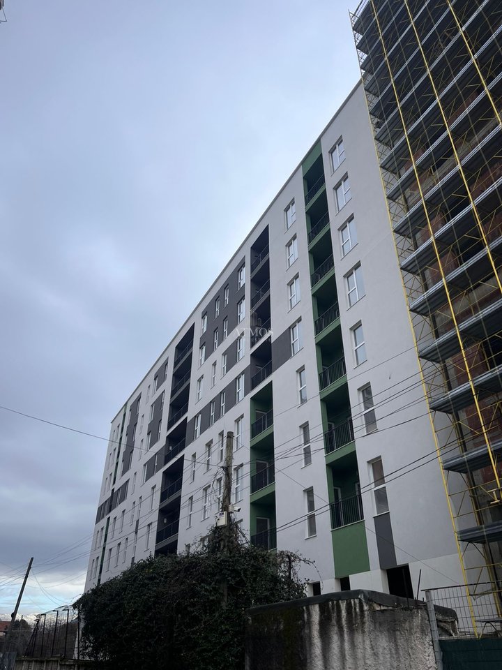 SHITET APARTAMENT 2+1+2, Tirana Entry Ish Dogana