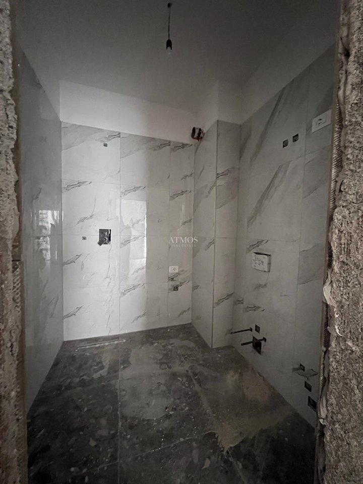 SHITET APARTAMENT 2+1+2, Tirana Entry Ish Dogana