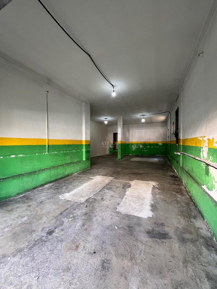 JEPET AMBIENT ME QERA prane ures se NSHRAK