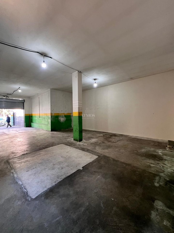 JEPET AMBIENT ME QERA prane ures se NSHRAK