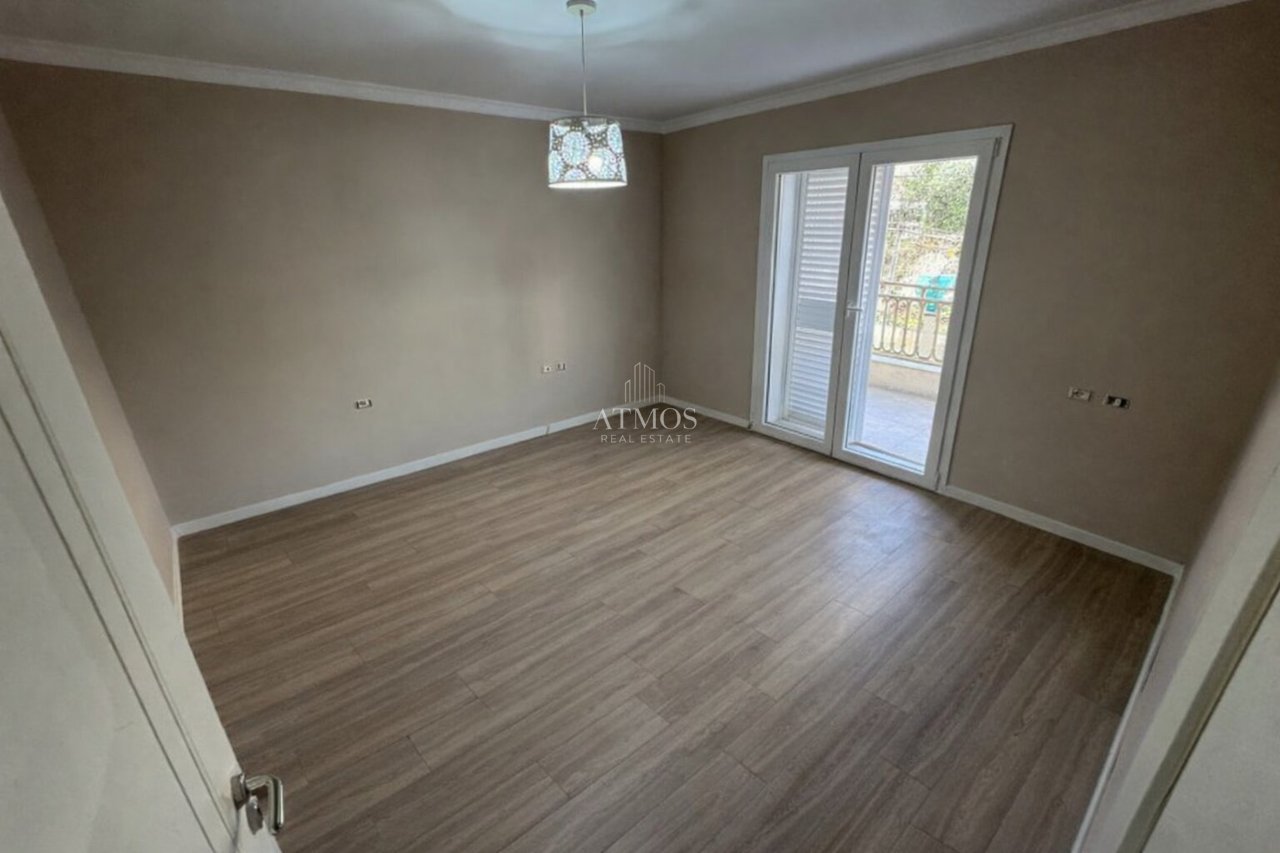 VILE ME QIRA , BLLOKU VILAVE ,KOMUNA PARISIT