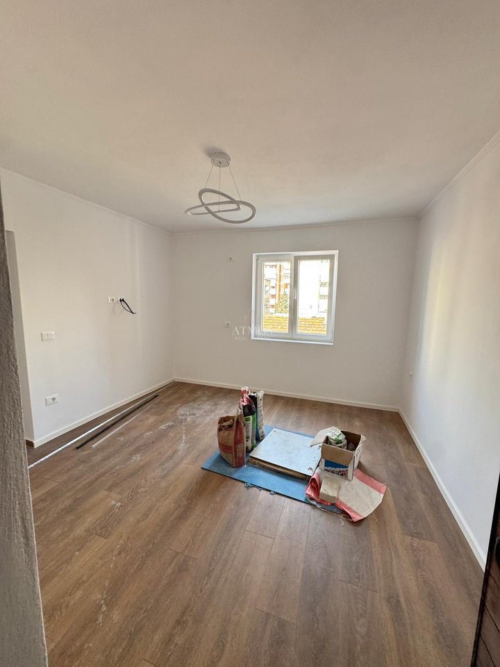 Studio Për Shitje tek Ish Tregu Elektrik, Tiranë - 75,000€ | 30m²