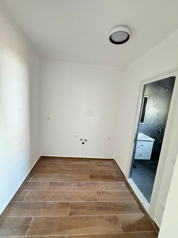 Studio Për Shitje tek Ish Tregu Elektrik, Tiranë - 75,000€ | 30m²