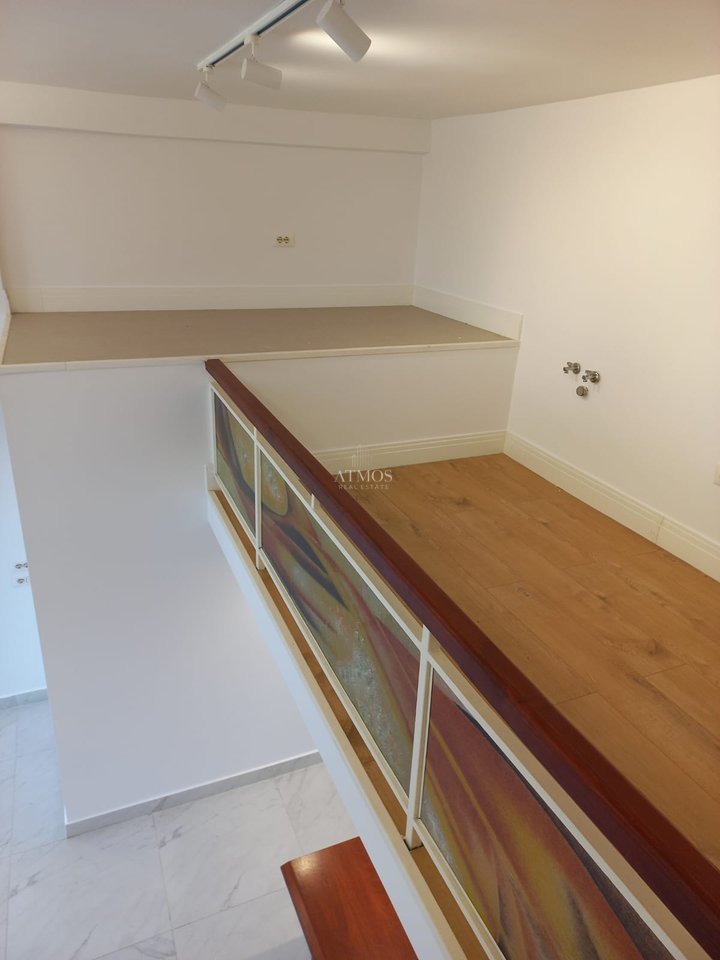 Ambjen me QIRA 30 M2, Rruga Isuf Elezi , Stacioni i fundit Tiranes se re