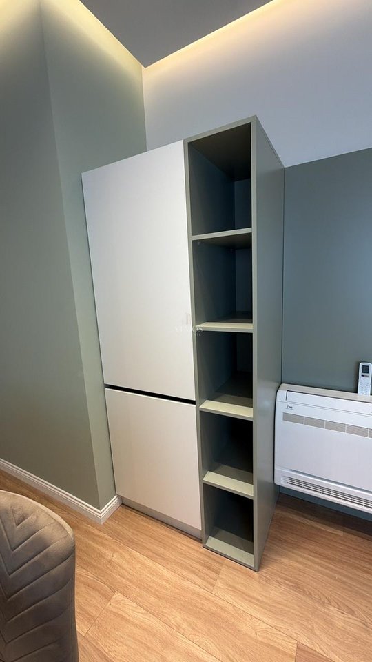 APARTAMENT 2+1 LUKS ME QIRA ,RRUGA BARRIKADAVE