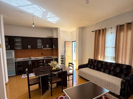 Appartamento 1+1 in Affitto su 21 Dhjetori, Tirana - 450€ | 50 m²