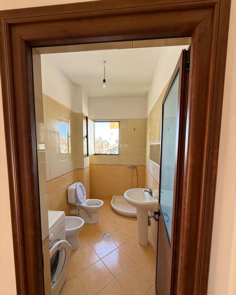 Appartamento 1+1 in Affitto su 21 Dhjetori, Tirana - 450€ | 50 m²