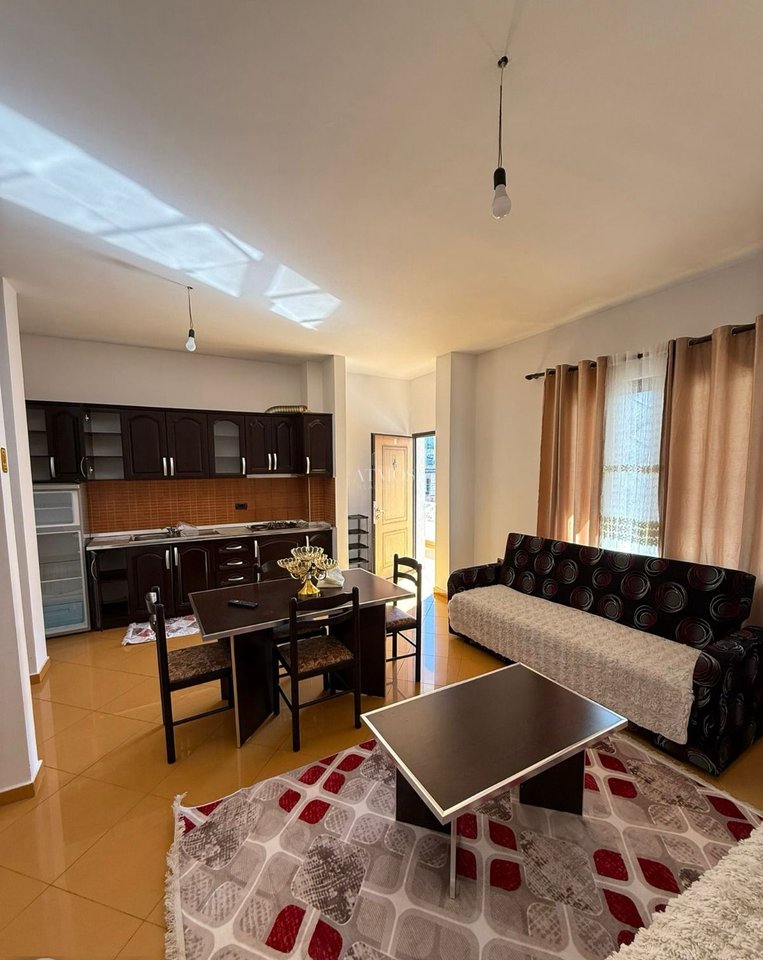 Appartamento 1+1 in Affitto su 21 Dhjetori, Tirana - 450€ | 50 m²