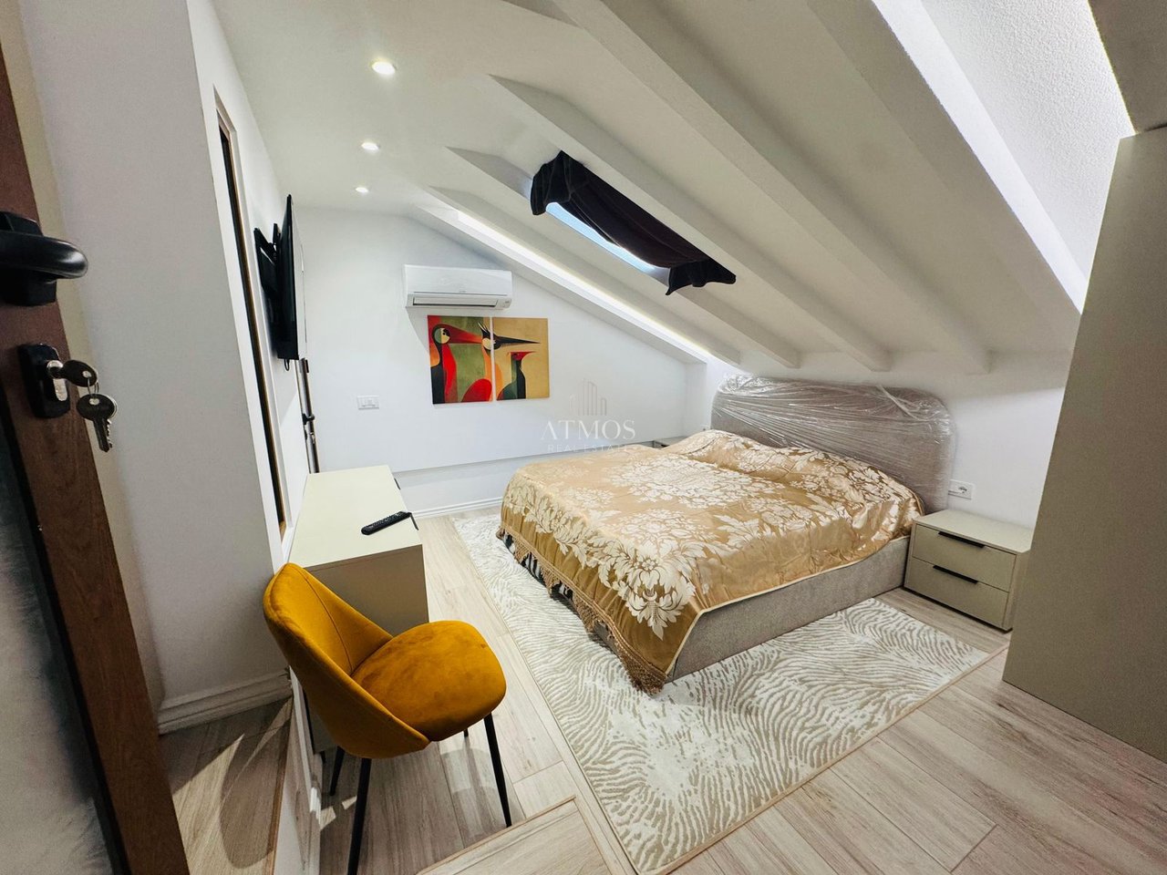 Duplex 1+1 me Qira – Rruga e Dibrës