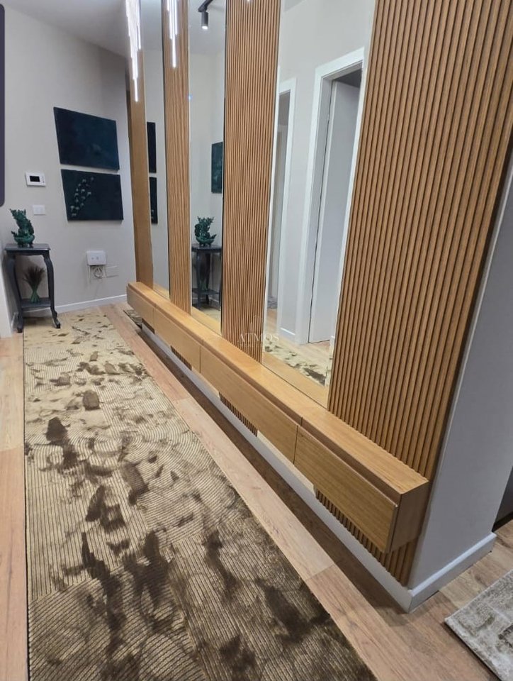 Apartament 2+1+Parkim QIRA , prane Kodra Diellit