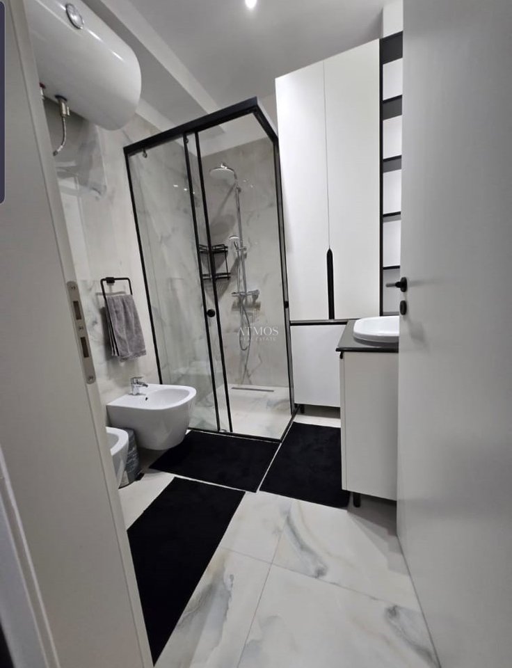 Apartament 2+1+Parkim QIRA , prane Kodra Diellit
