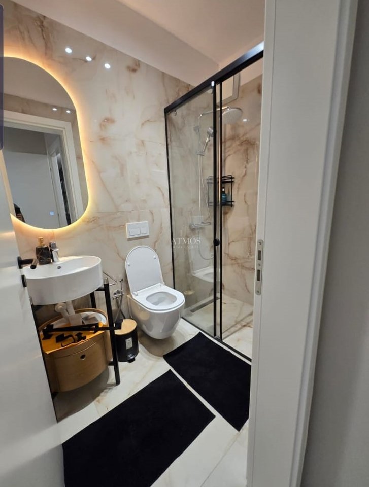 Apartament 2+1+Parkim QIRA , prane Kodra Diellit