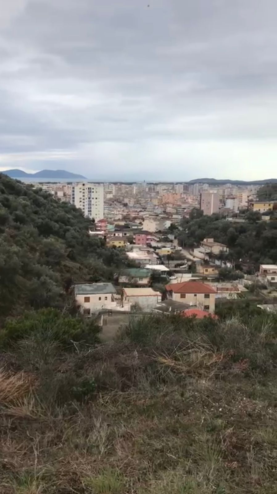 TOKE PER SHITJE TEK BISHTI KALLDREMIT,VLORE