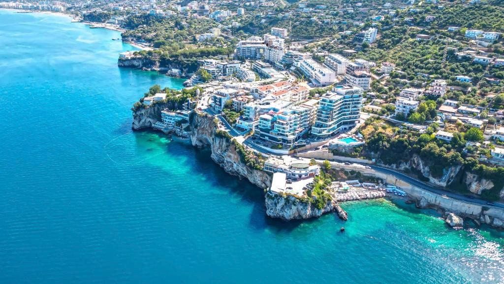 SHITET APARTAMENT ME PAMJE DETI,KALAJA-VLORE