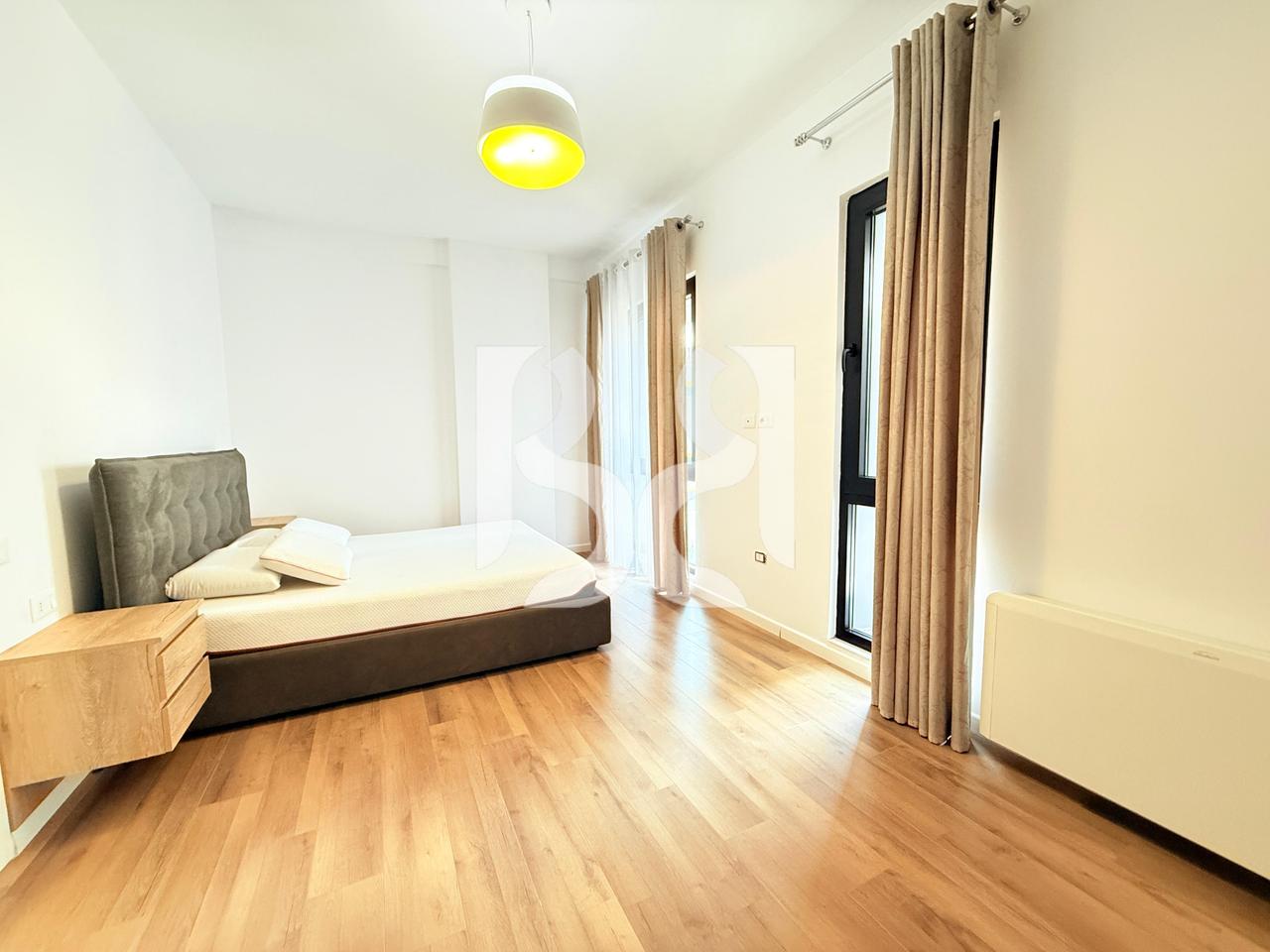 APARTAMENT ME QIRA 2+1+2+POST PARKIMI SUQARE 21 – Mobilim Modern dhe Vendndodhje Strategjike*