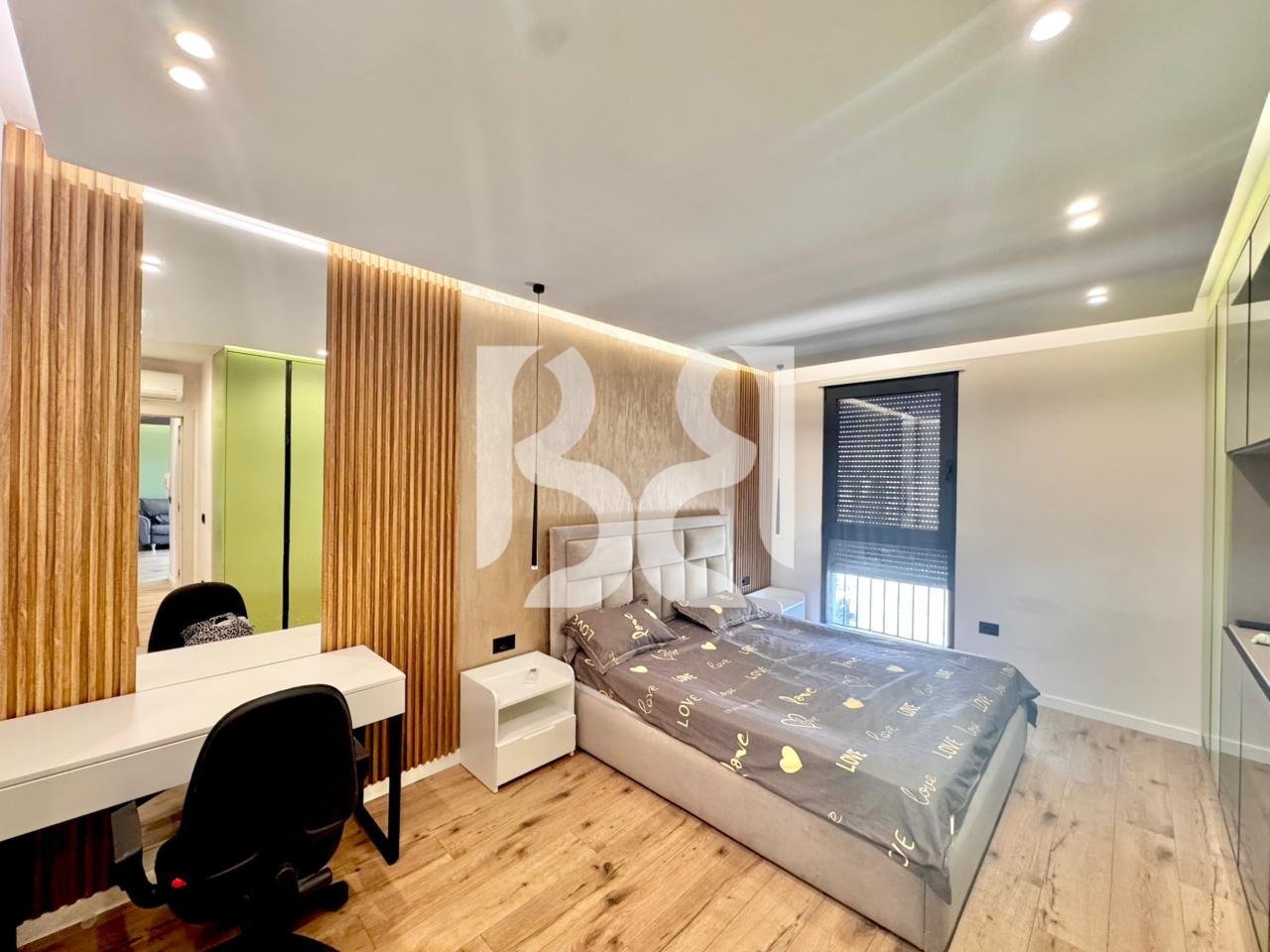 APARTAMENT ME QIRA 2+1+2 KOMUNA E PARISIT KOMPLEKSI OLIMPIK  – Mobilim Modern dhe Vendndodhje Strategjike*
