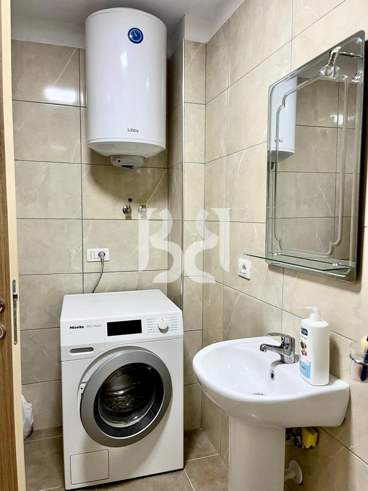 APPARTAMENTO 3+1+2+BALCONE, IN AFFITTO, VIA 5 MAGGIO*
