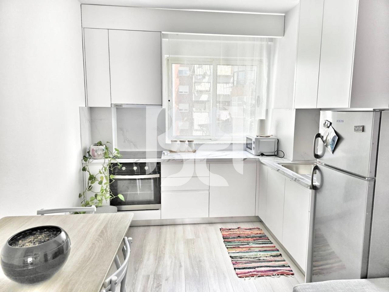 APARTAMENT 1+1, ME QIRA TEK PAZARI I RI