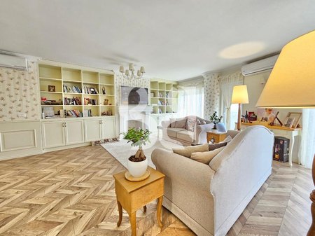 APARTAMENT 2+1+2 TUALETE+BALLKON ME QIRA KODRA E DIELLIT 2*