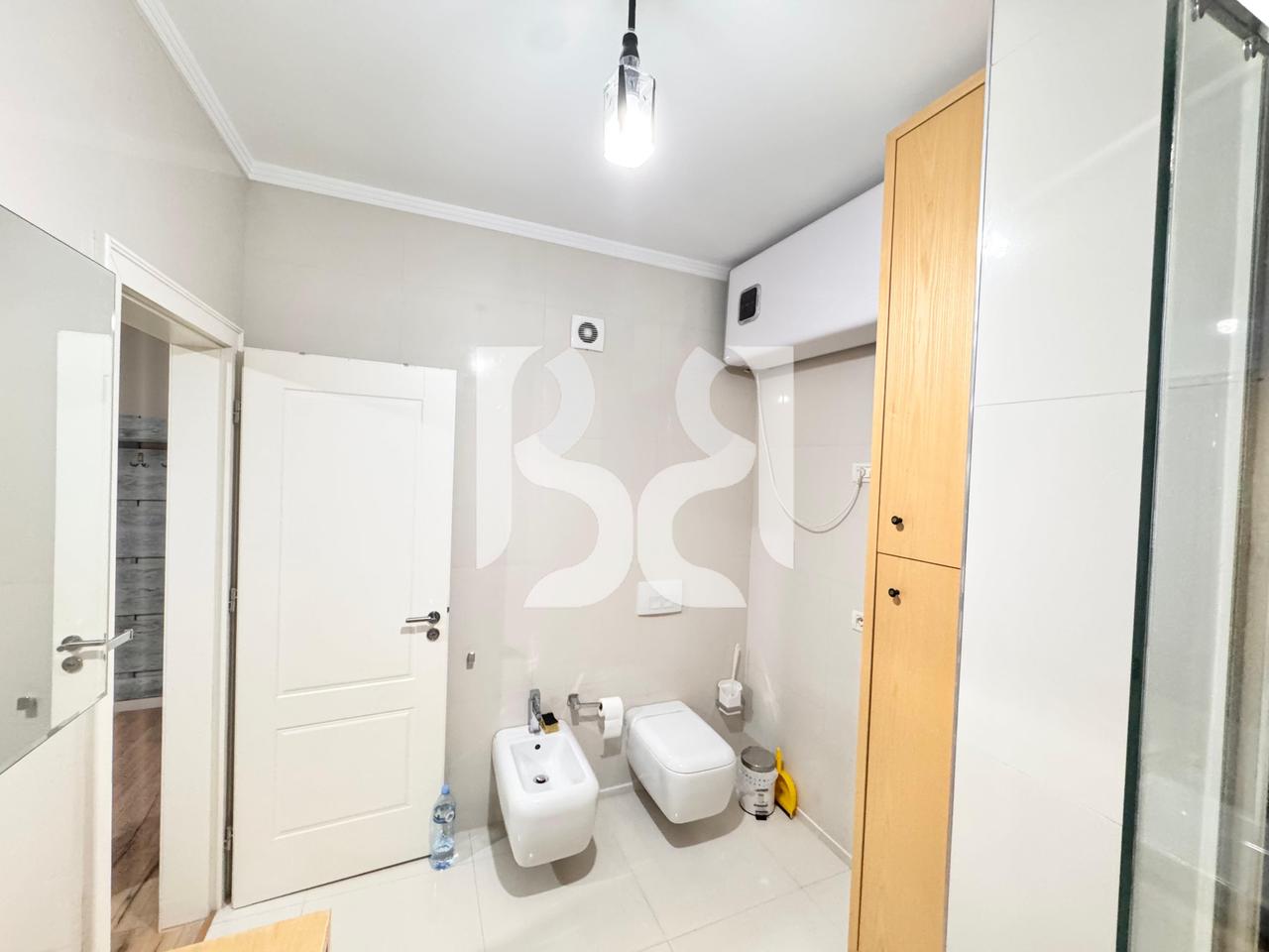 APARTAMENT 2+1 ME QIRA NE YZBERISHT PRANE PALESTER UNIK*