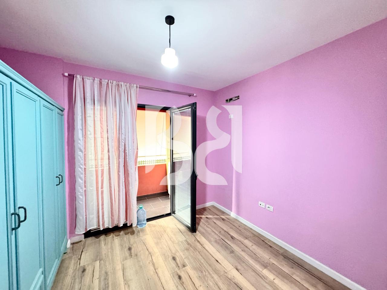 APARTAMENT 2+1 ME QIRA NE YZBERISHT PRANE PALESTER UNIK*