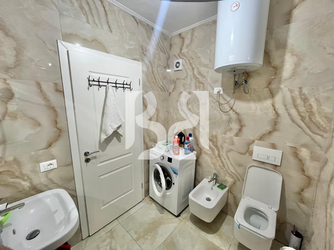 APPARTAMENTO IN AFFITTO 1+1+BALCONE+POSTO AUTO ASTIR VILA L2