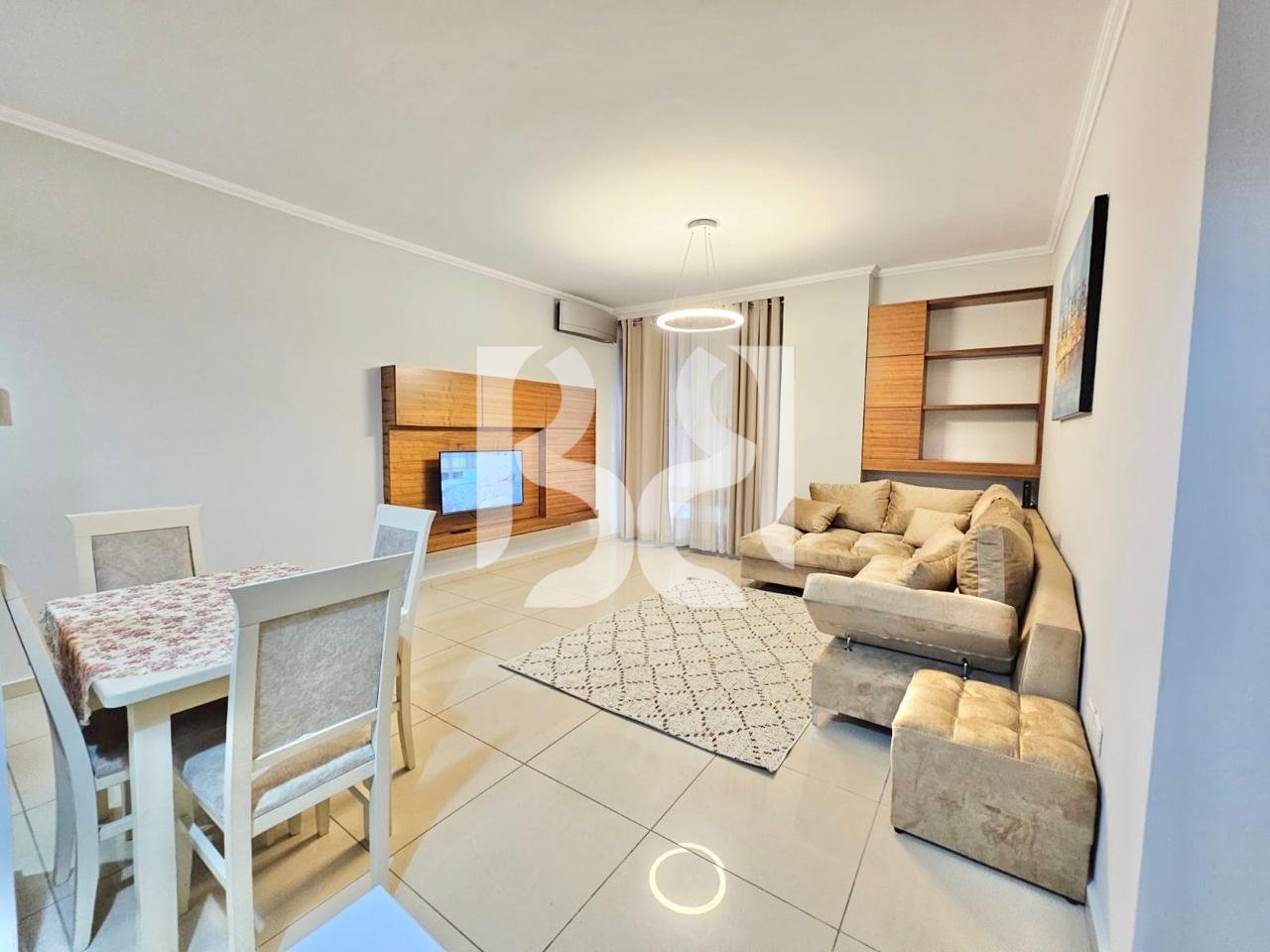 JEPET APARTAMENT 1+1 ME QIRA NE DELIORGJI RRUGA E KAVAJES