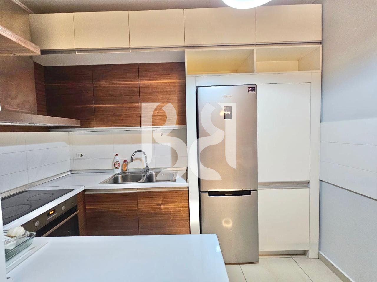 JEPET APARTAMENT 1+1 ME QIRA NE DELIORGJI RRUGA E KAVAJES