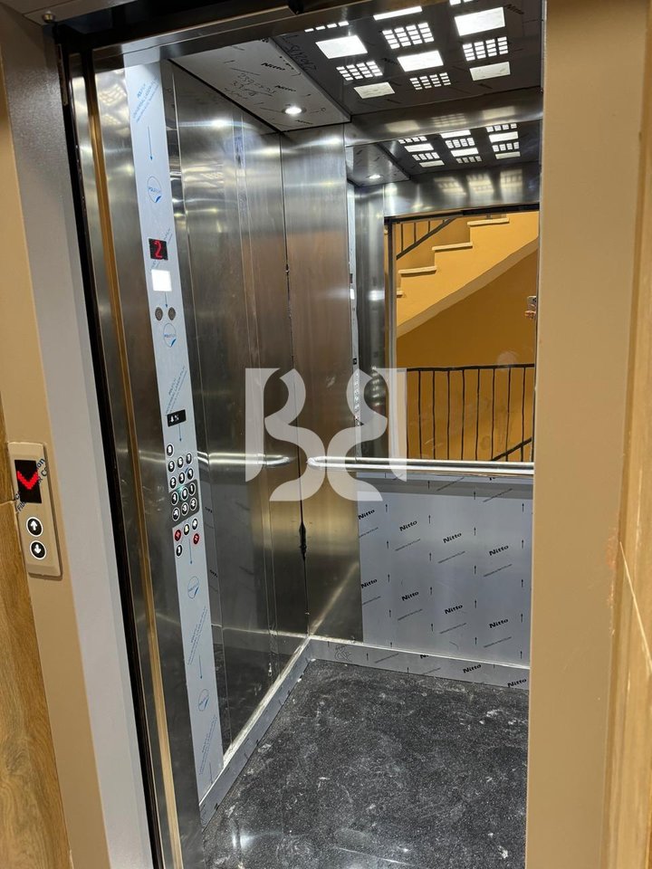 JEPET ME QIRA APARTAMENT 1+1  BOSH  PRANË STACIONIT TË TRENIT