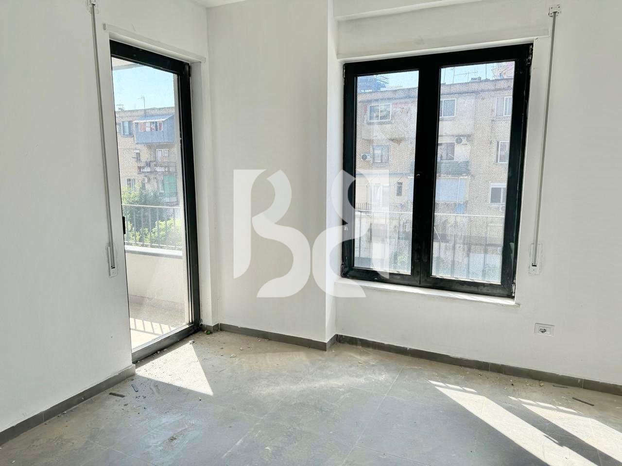 JEPET ME QIRA APARTAMENT 1+1  BOSH  PRANË STACIONIT TË TRENIT