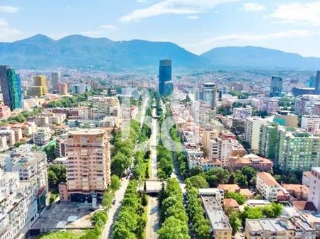 SHITET APARTAMENT 2+1 – ISH EKPOZITA, TIRANË