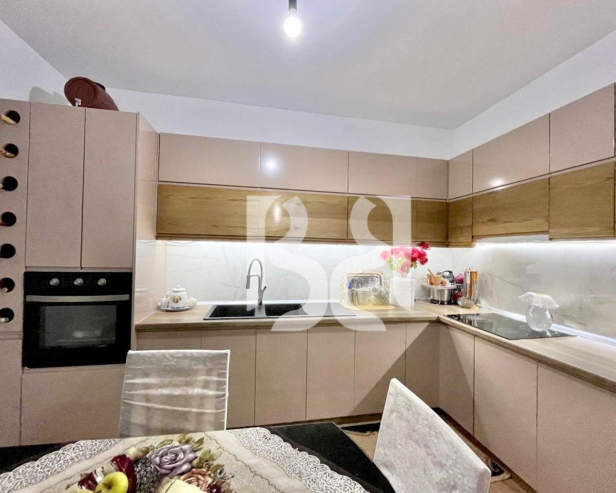 SHITET APARTAMENT 2+1 – SHKOZË, KOMPLEKSI TOM DOSHI