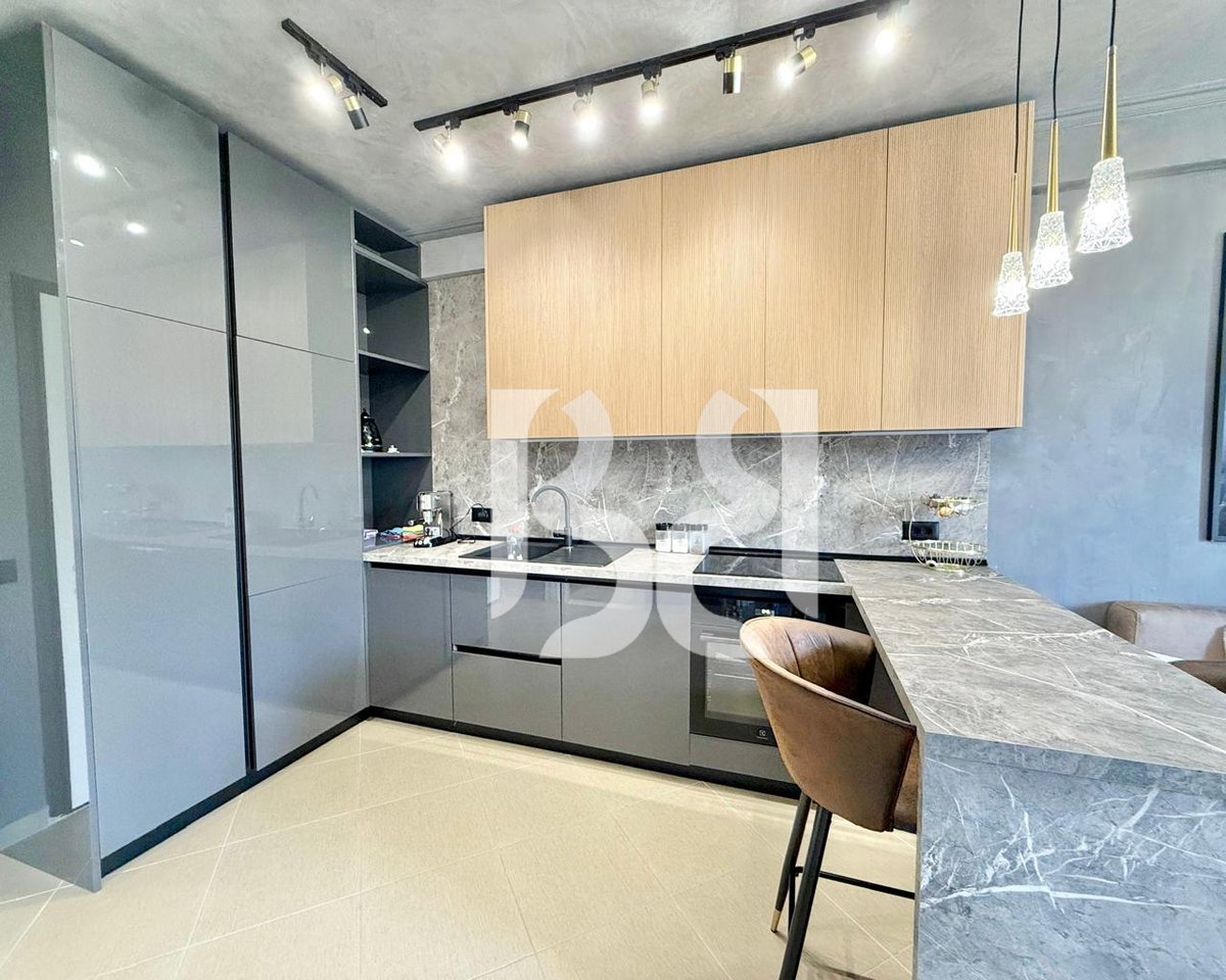 JEPET ME QIRA APARTAMENT 1+1 – SHKOZË, TIRANË